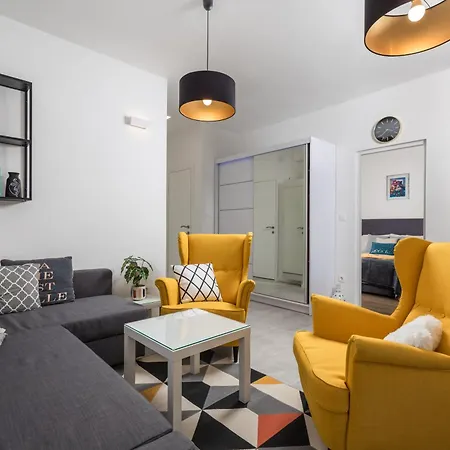 Apartament Charming Bako *