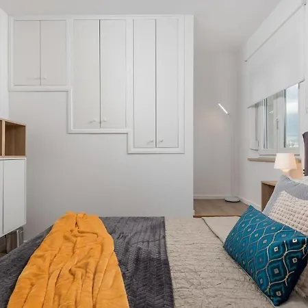 Apartament Charming Bako *