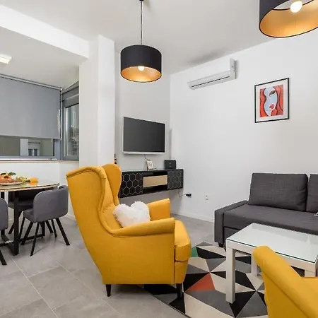 Apartament Charming Bako